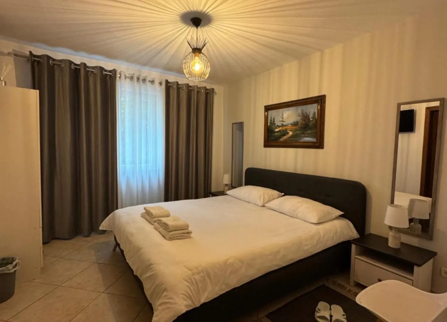 Xhelo'S Rooms Tirana